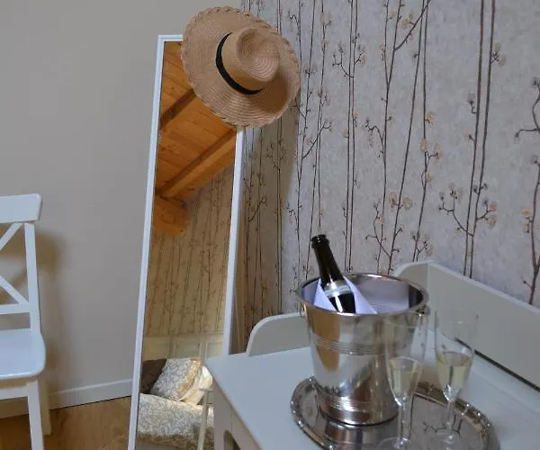 לינה וארוחת בוקר La Nel Frutteto Rovereto sulla Secchia